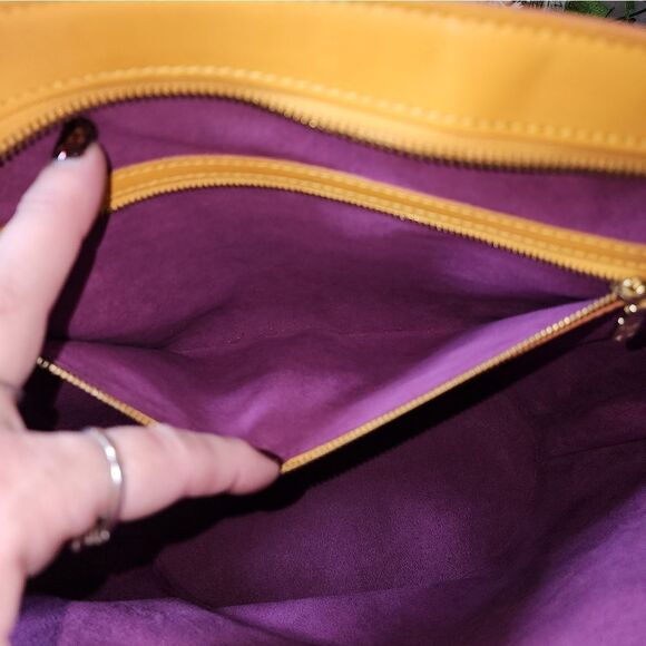 Louis Vuitton Epi Saint Jacques Yellow Bag with Dust Bag PRISTINE CONDITION - Picture 15 of 17